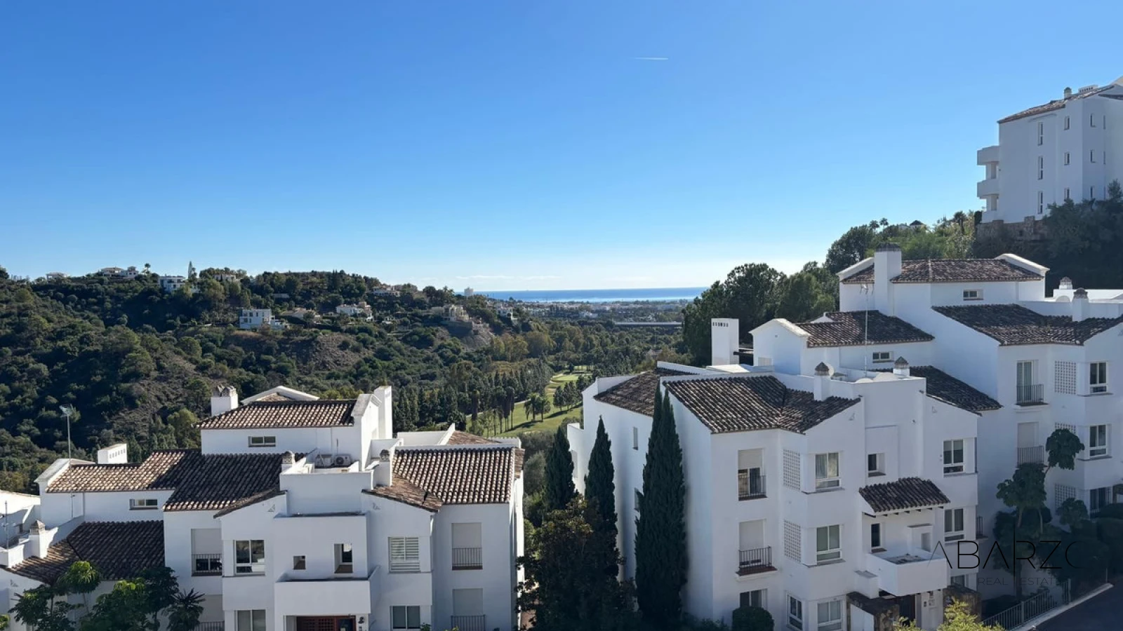 Top Floor 3-Bedroom Apartment in Altos de La Quinta with Spectacular Views — interior, La Quinta, Benahavís (17 of 29)