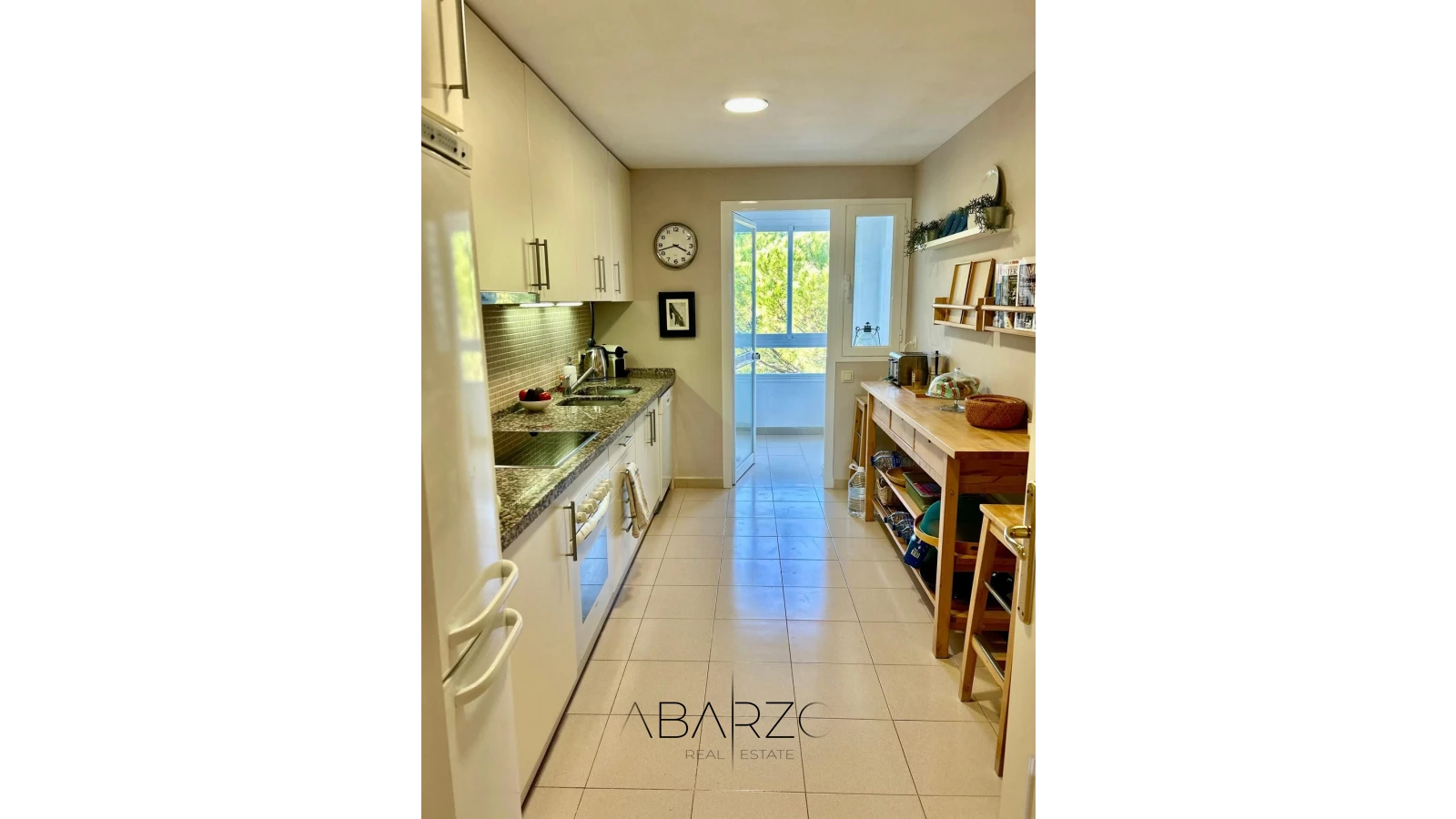 Top Floor 3-Bedroom Apartment in Altos de La Quinta with Spectacular Views — interior, La Quinta, Benahavís (22 of 29)