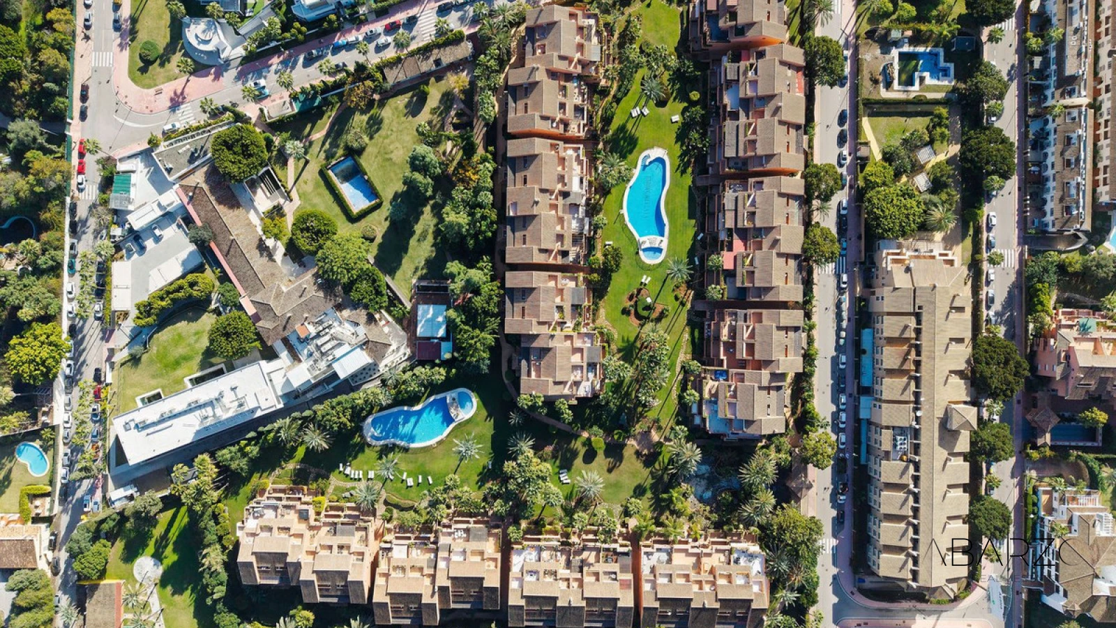 Apartment with Private Terrace and Pool at the beach in Marbella — interior, Puerto Banús, Marbella (26 of 28)