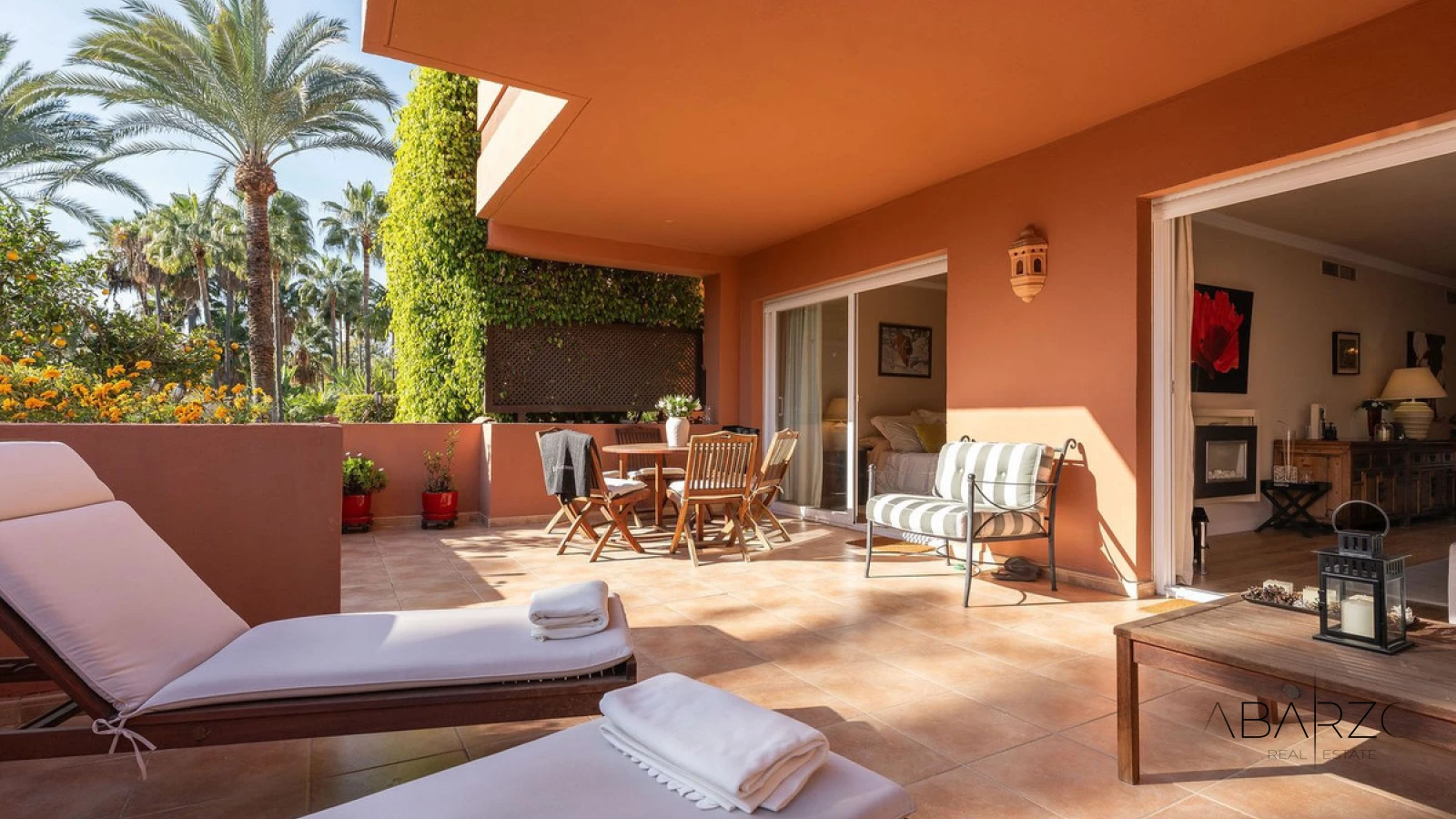 Apartamento con terraza privada y piscina en la playa de Marbella — interior, Puerto Banús, Marbella (4 of 25)