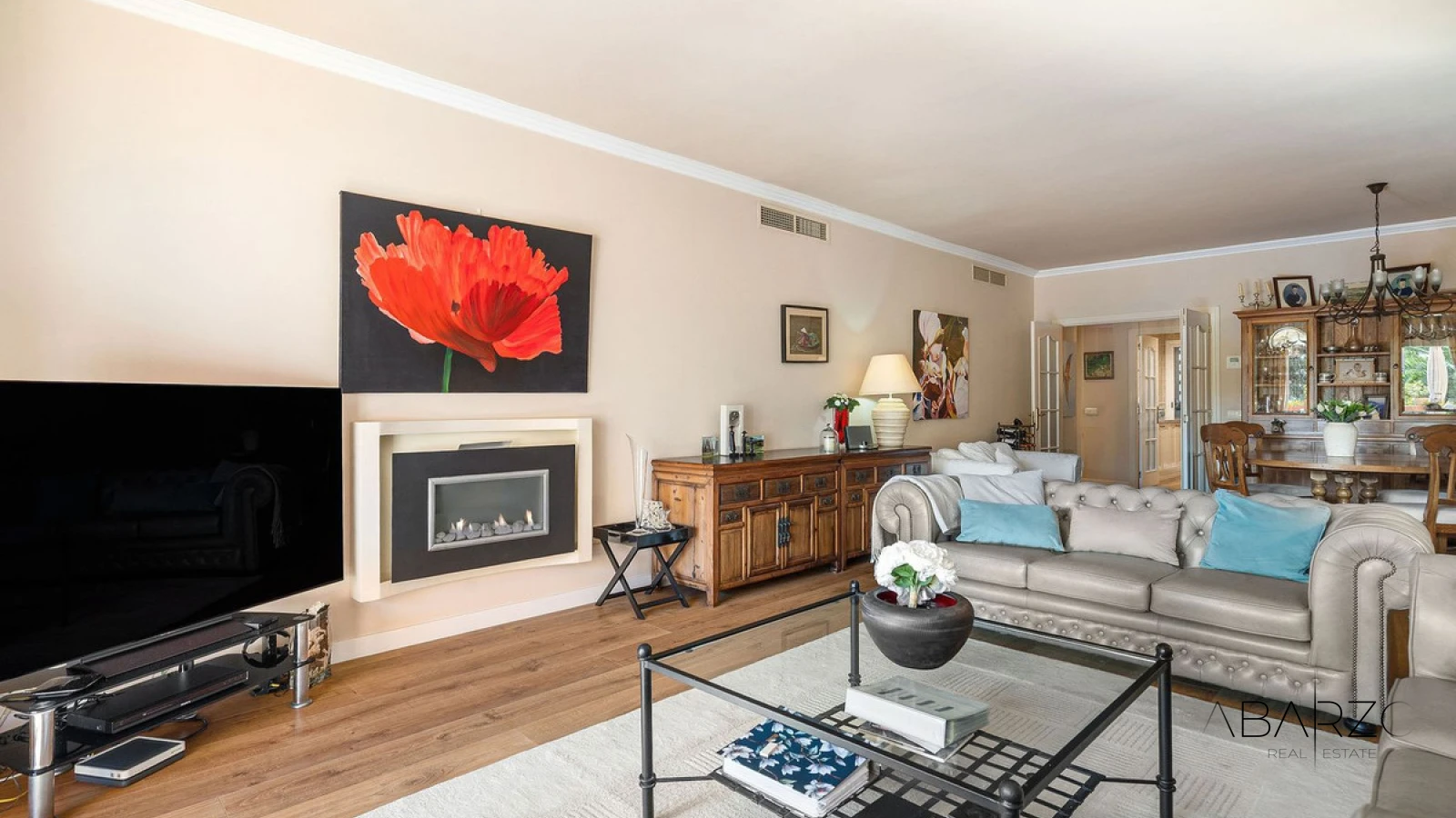 Apartamento con terraza privada y piscina en la playa de Marbella — interior, Puerto Banús, Marbella (11 of 25)