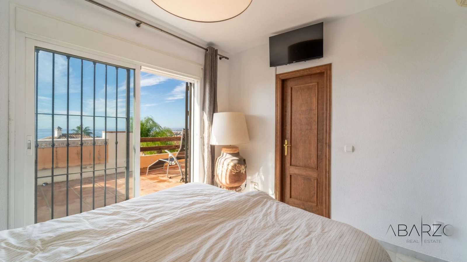 Трёхэтажный Таунхаус в Марбелье с Видом на Море и Общим Бассейном — interior, Marbella East, Marbella (27 of 39)