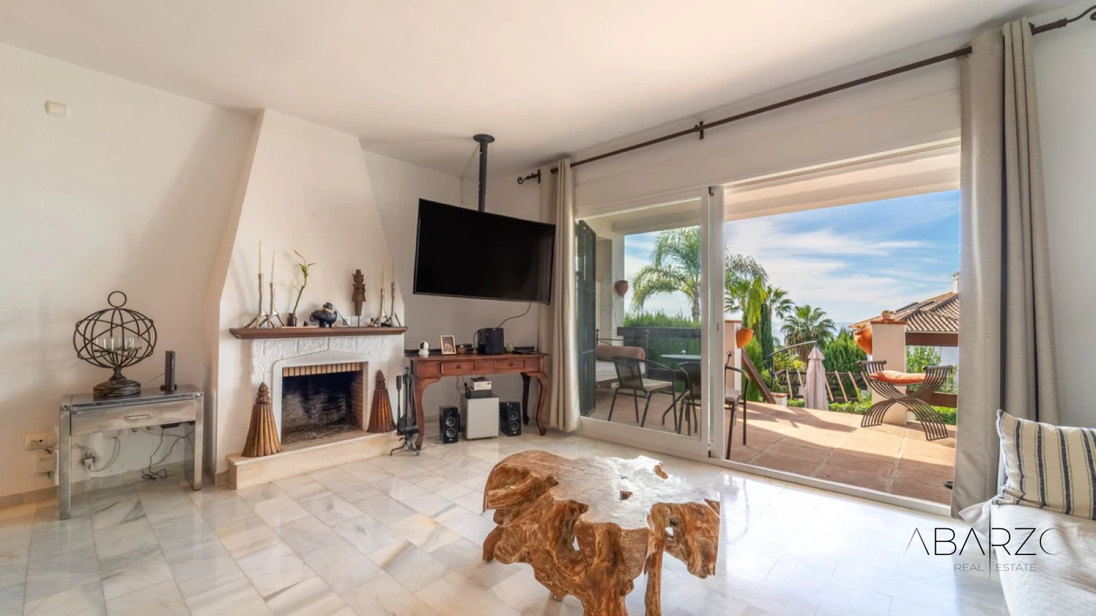 Трёхэтажный Таунхаус в Марбелье с Видом на Море и Общим Бассейном — interior, Marbella East, Marbella (5 of 39)