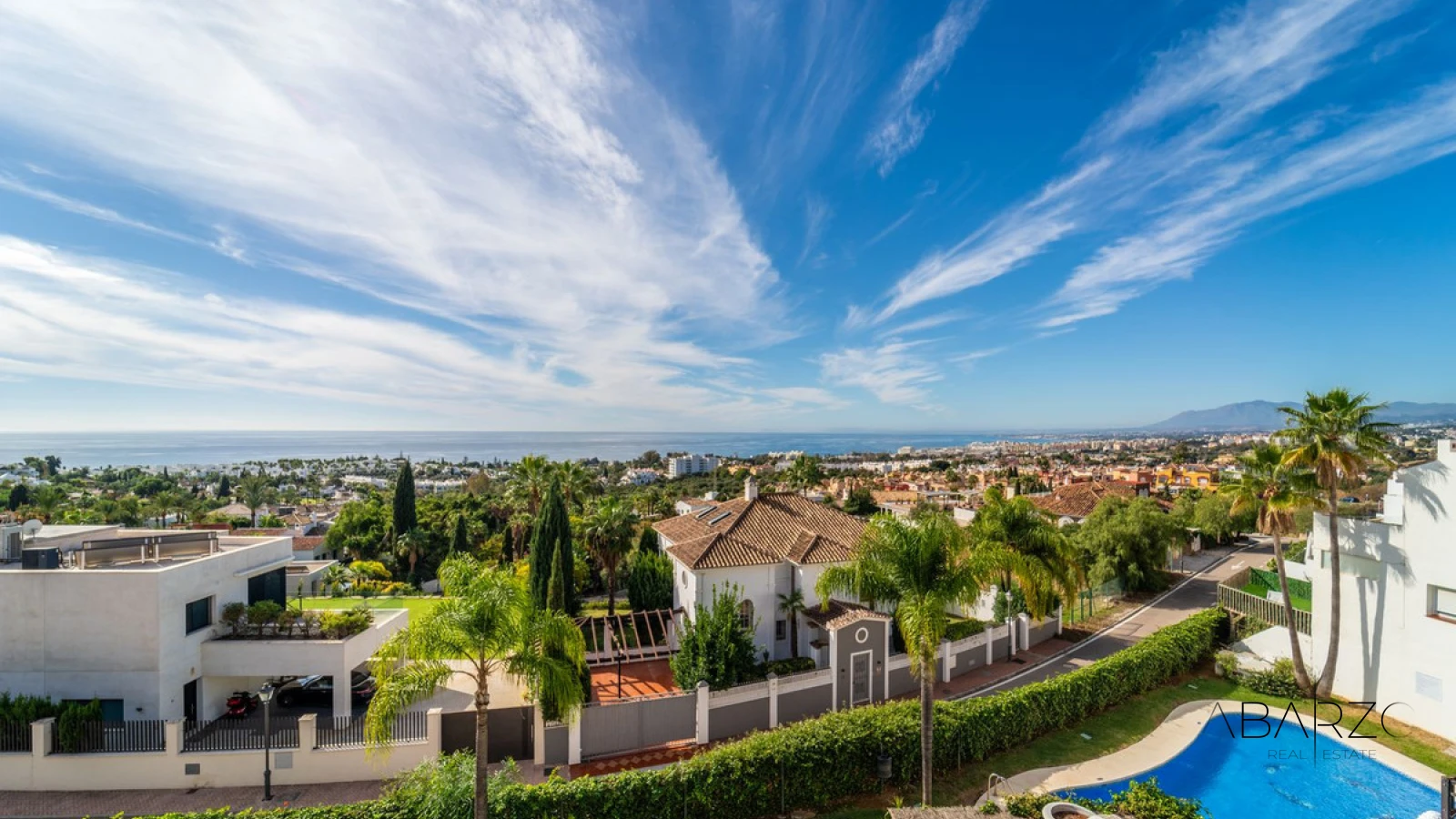 Трёхэтажный Таунхаус в Марбелье с Видом на Море и Общим Бассейном — interior, Marbella East, Marbella (37 of 39)
