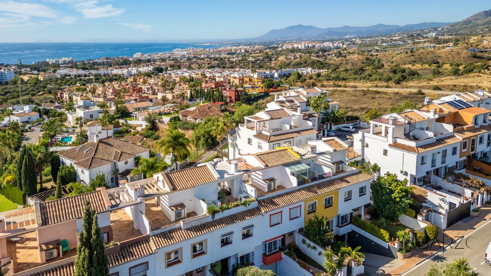 Трёхэтажный Таунхаус в Марбелье с Видом на Море и Общим Бассейном — interior, Marbella East, Marbella (38 of 39)