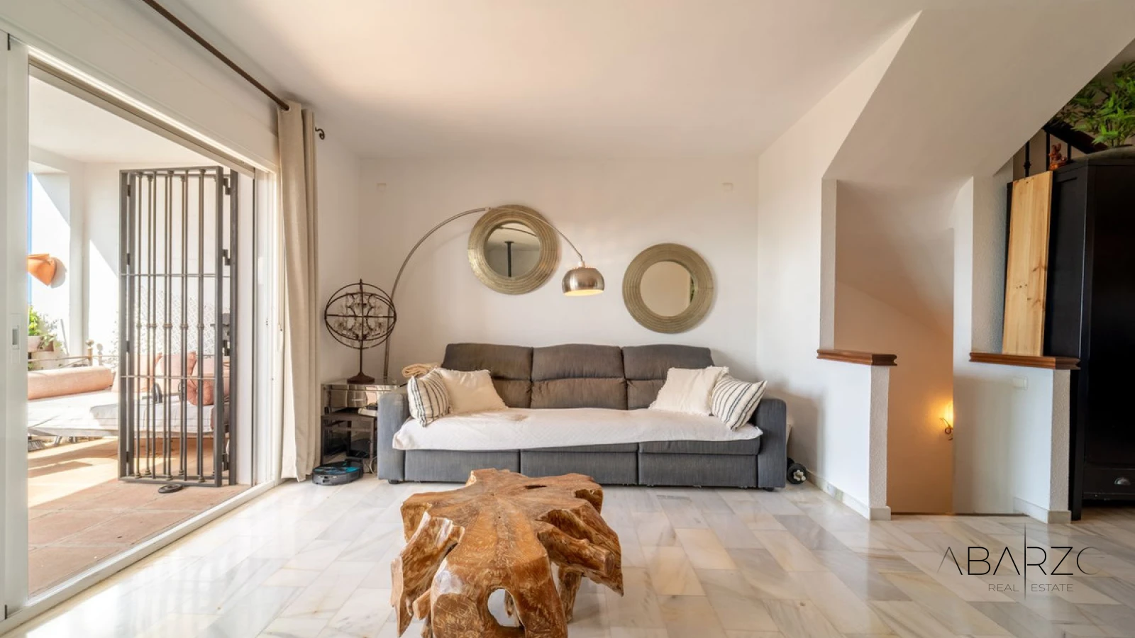 Трёхэтажный Таунхаус в Марбелье с Видом на Море и Общим Бассейном — interior, Marbella East, Marbella (2 of 39)