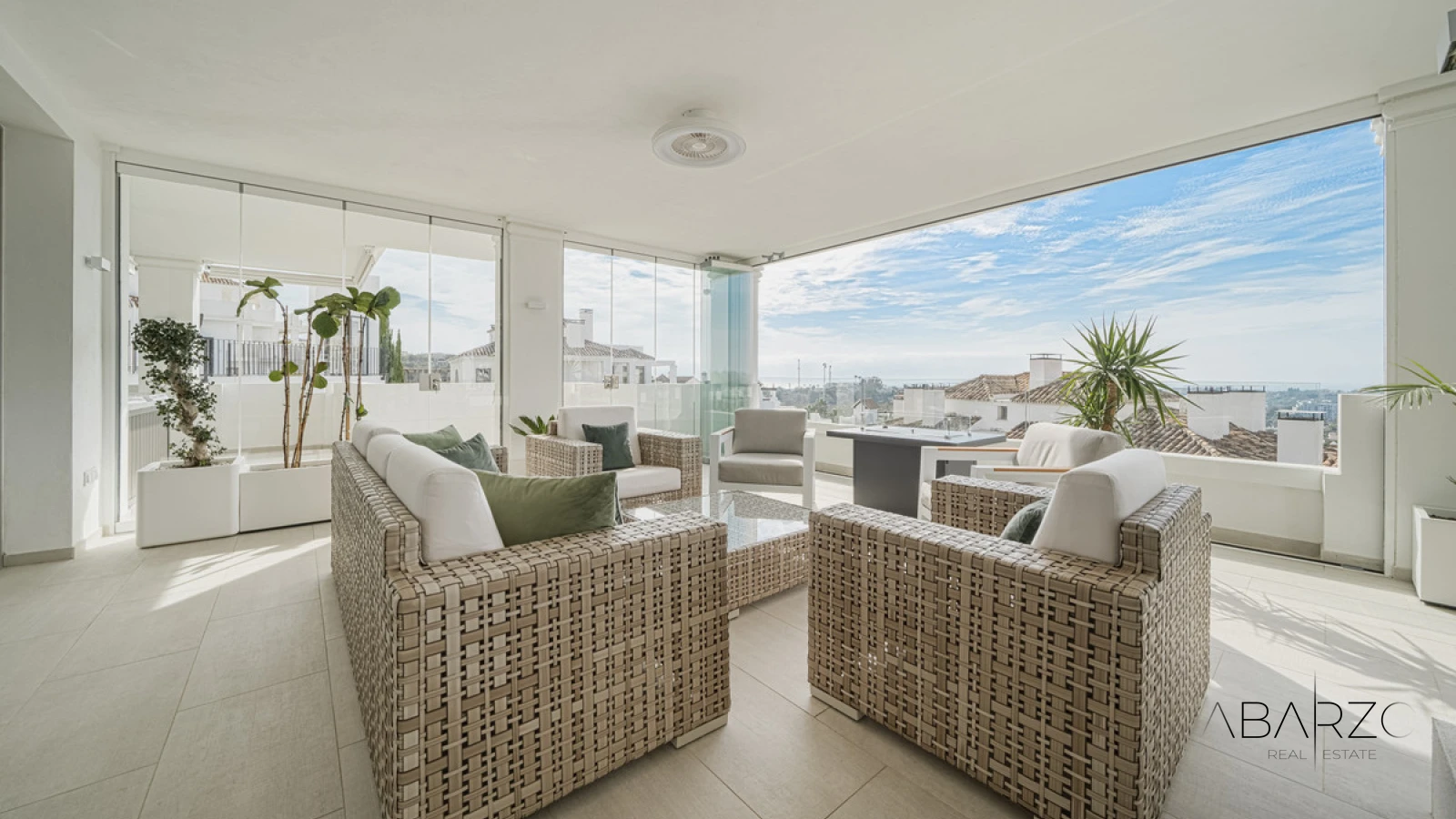 Unique 7-Bedroom Apartment with Sea Views in Nine Lions, Nueva Andalucía — interior, Nueva Andalucía, Marbella (3 of 40)