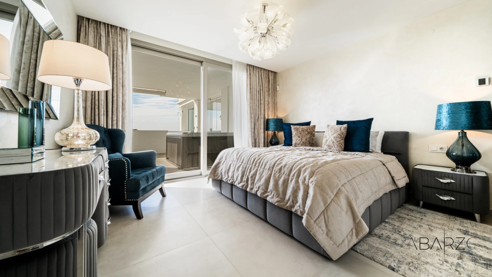 Unique 7-Bedroom Apartment with Sea Views in Nine Lions, Nueva Andalucía — interior, Nueva Andalucía, Marbella (19 of 40)