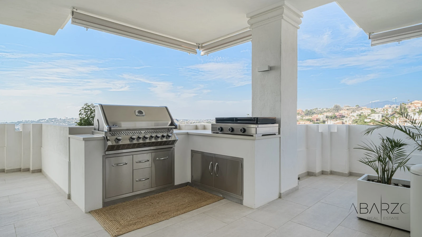 Unique 7-Bedroom Apartment with Sea Views in Nine Lions, Nueva Andalucía — interior, Nueva Andalucía, Marbella (4 of 40)