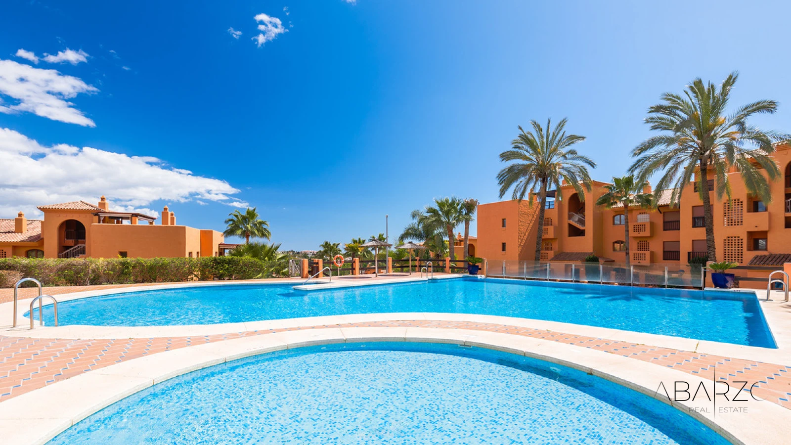 Fully renovated 3-bedroom garden apartment in Gazules del Sol, Benahavís with private terrace and pool access — interior, Los Flamingos, Benahavís (27 of 32)