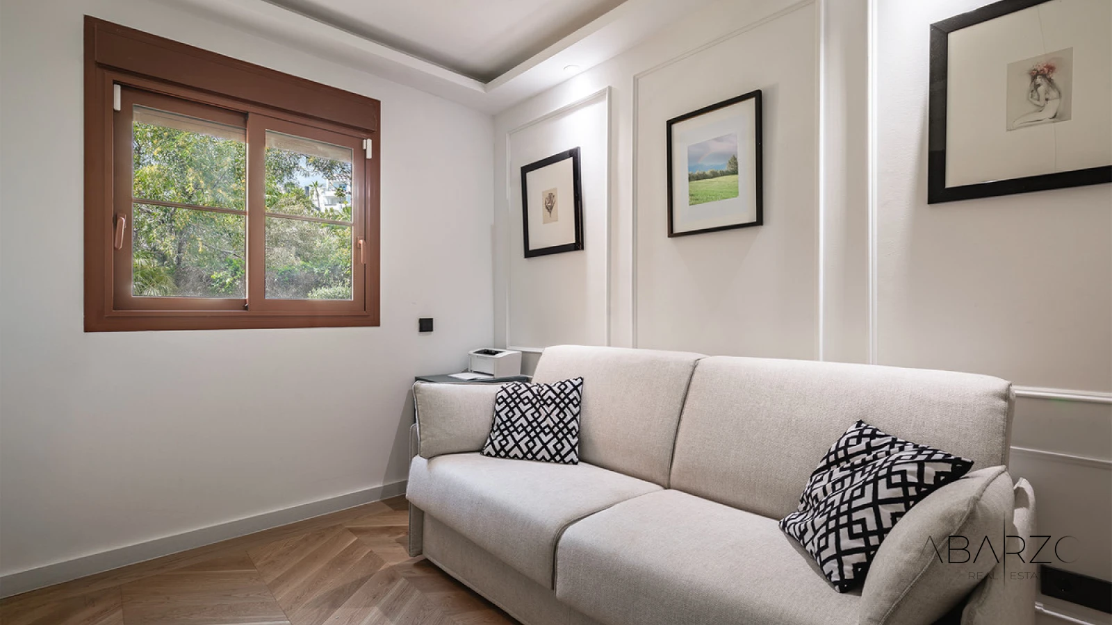 Fully renovated 3-bedroom garden apartment in Gazules del Sol, Benahavís with private terrace and pool access — interior, Los Flamingos, Benahavís (14 of 32)