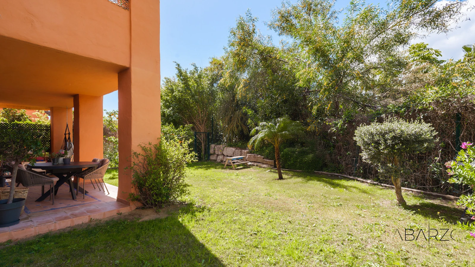 Fully renovated 3-bedroom garden apartment in Gazules del Sol, Benahavís with private terrace and pool access — interior, Los Flamingos, Benahavís (2 of 32)