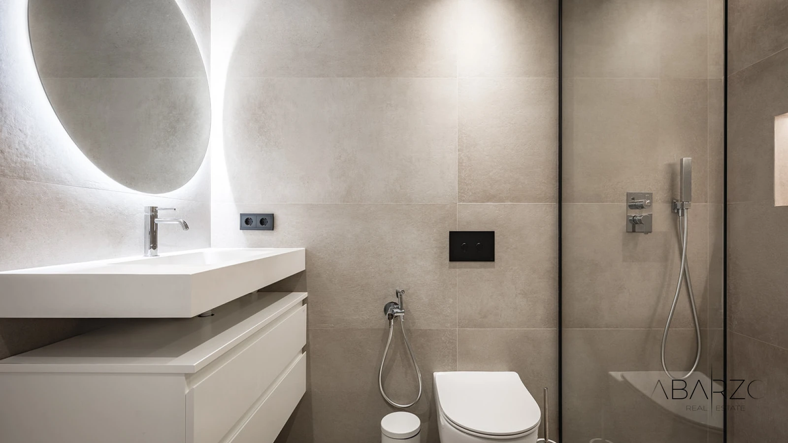Fully renovated 3-bedroom garden apartment in Gazules del Sol, Benahavís with private terrace and pool access — interior, Los Flamingos, Benahavís (16 of 32)
