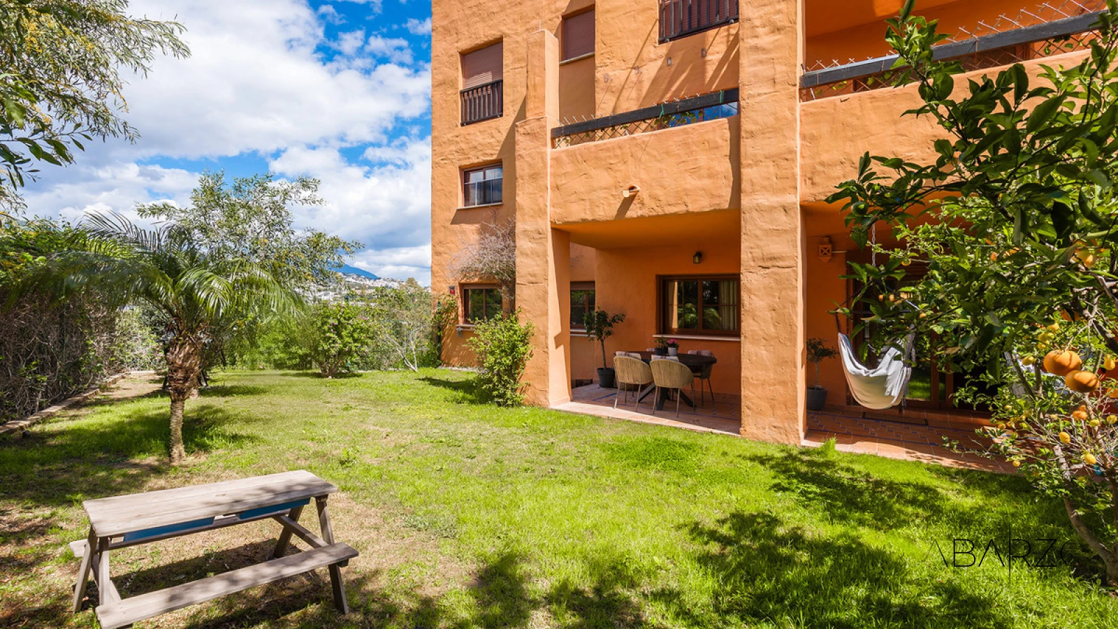 Fully renovated 3-bedroom garden apartment in Gazules del Sol, Benahavís with private terrace and pool access — interior, Los Flamingos, Benahavís (25 of 32)