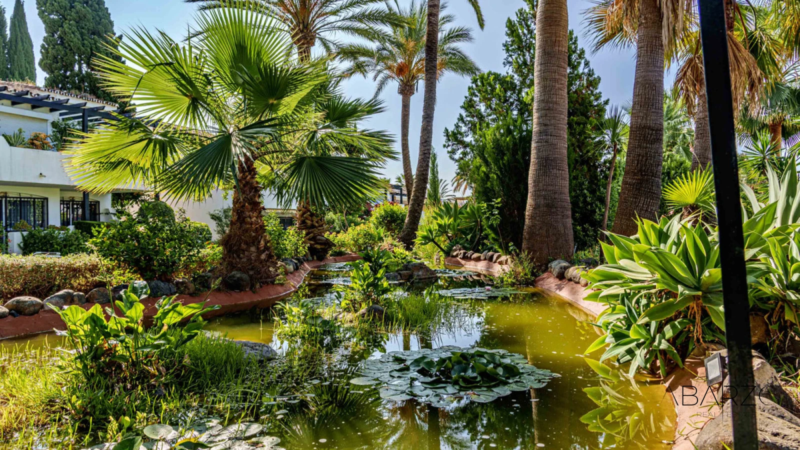 Ground Floor Apartment in Sierra Blanca, Marbella with Terrace and Garden Access — interior, Golden Mile, Marbella (21 of 22)