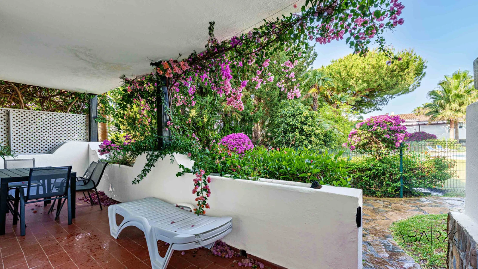 Ground Floor Apartment in Sierra Blanca, Marbella with Terrace and Garden Access — interior, Golden Mile, Marbella (16 of 22)