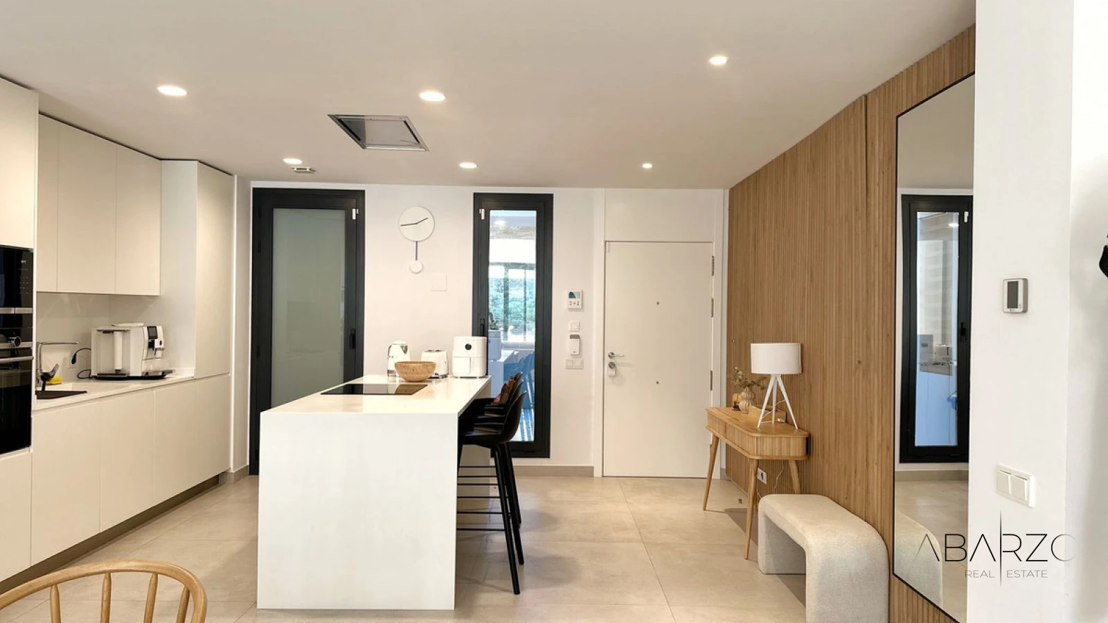 Elegant Two-Bedroom Apartment in Exclusive Gated Community with Resort Amenities — interior, Marbella East, Marbella (15 of 25)