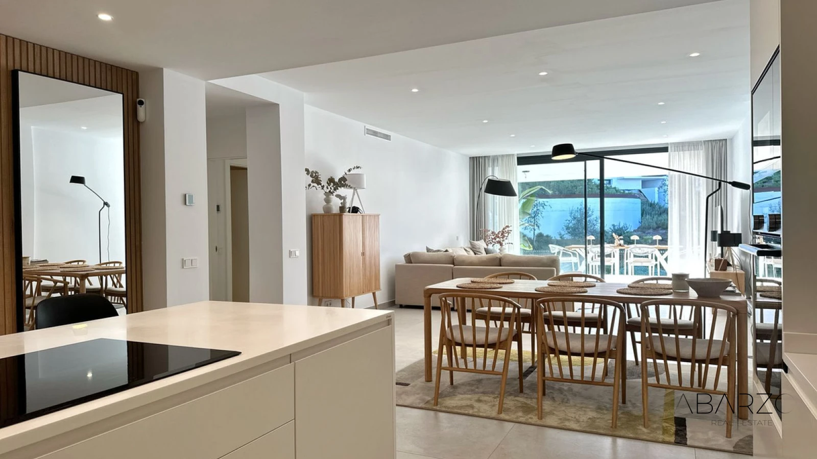 Elegant Two-Bedroom Apartment in Exclusive Gated Community with Resort Amenities — interior, Marbella East, Marbella (14 of 25)
