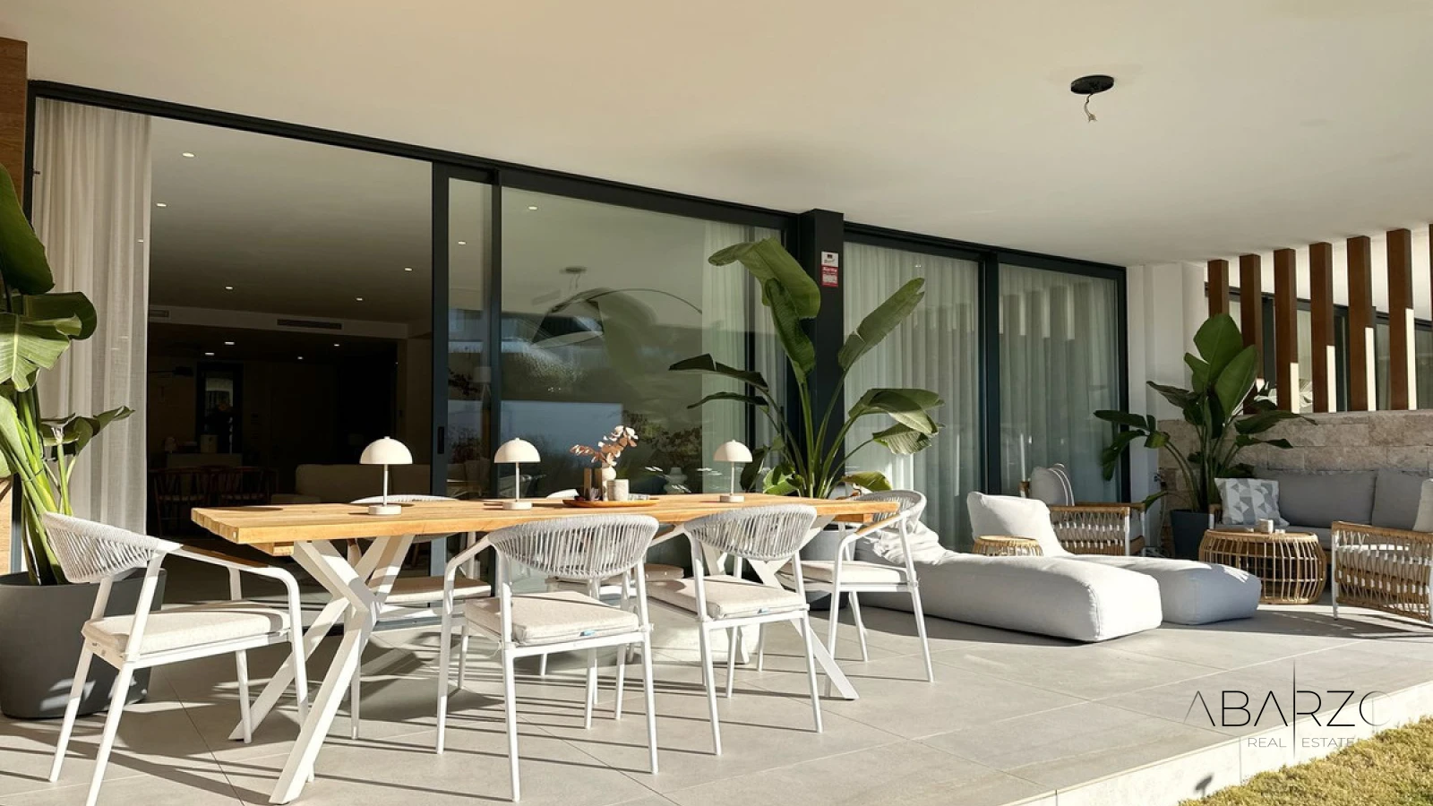 Elegant Two-Bedroom Apartment in Exclusive Gated Community with Resort Amenities — interior, Marbella East, Marbella (4 of 25)