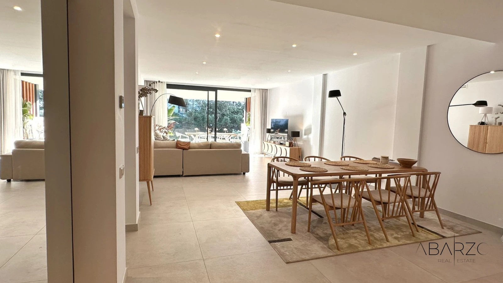 Elegant Two-Bedroom Apartment in Exclusive Gated Community with Resort Amenities — interior, Marbella East, Marbella (10 of 25)