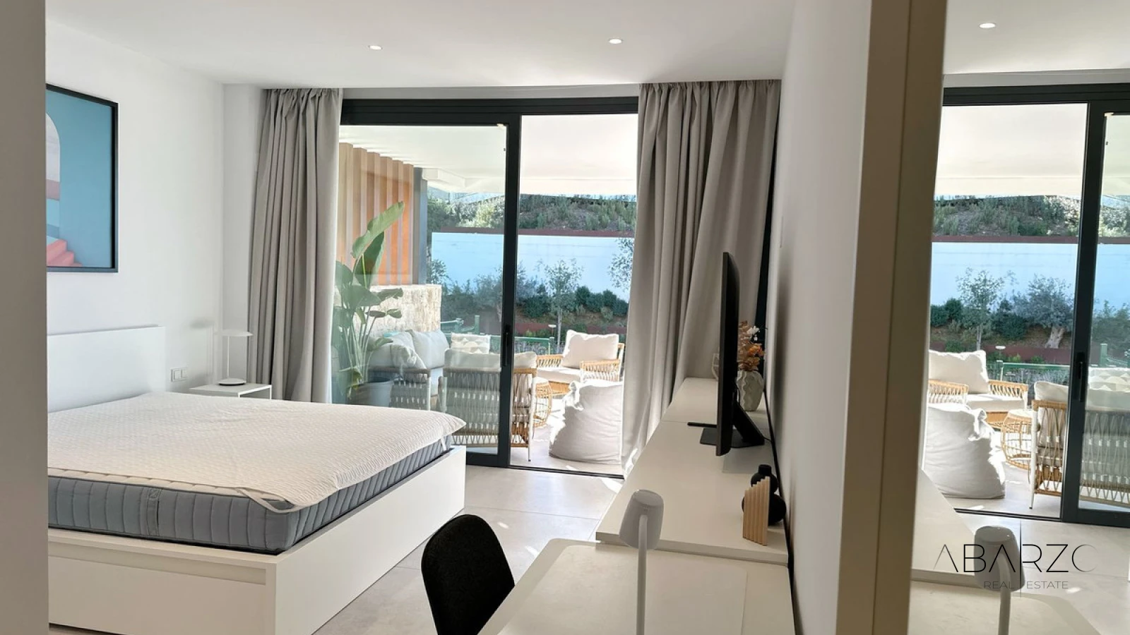 Elegant Two-Bedroom Apartment in Exclusive Gated Community with Resort Amenities — interior, Marbella East, Marbella (21 of 25)