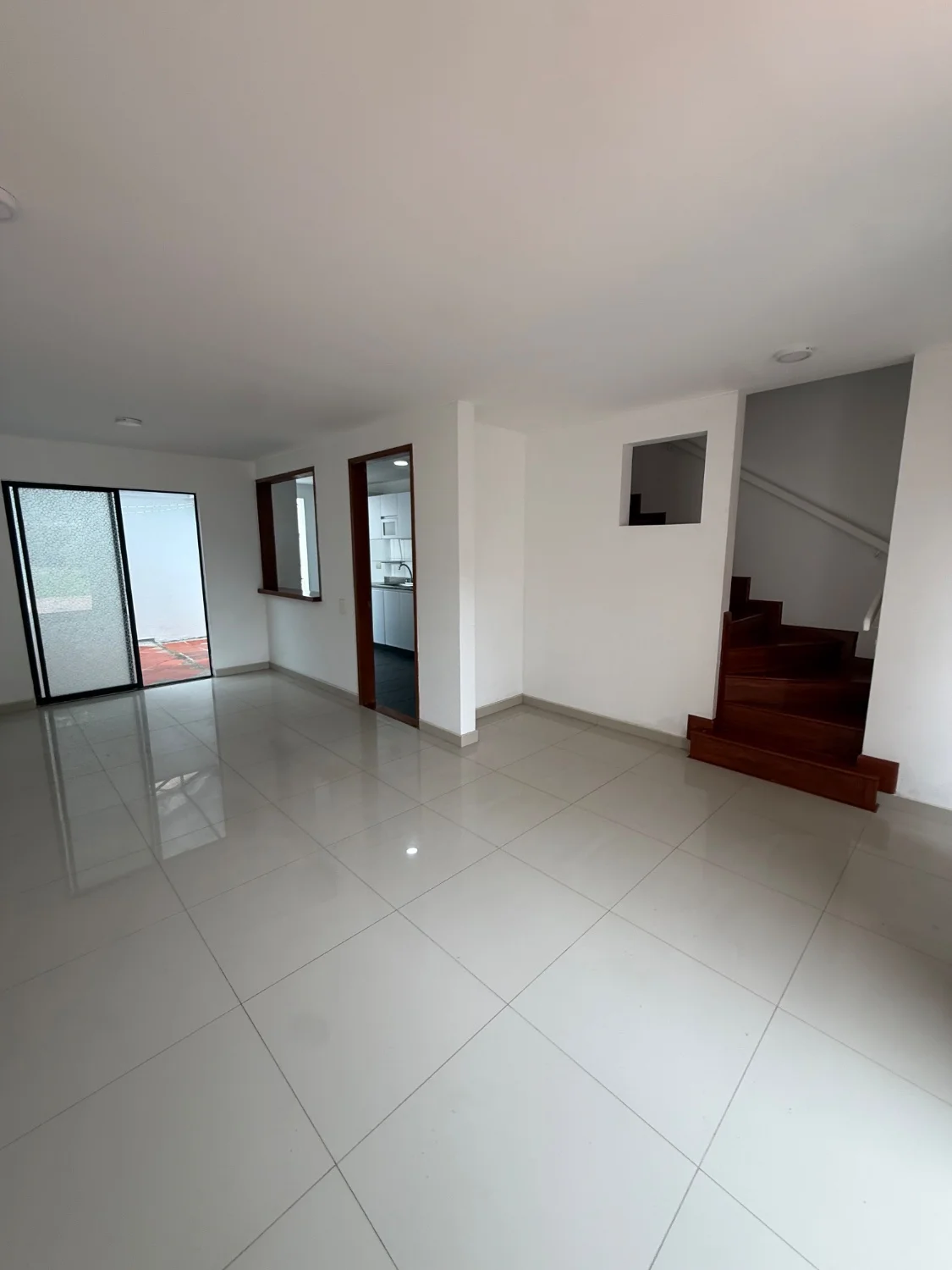 Hermosa casa con Club house en Chiá