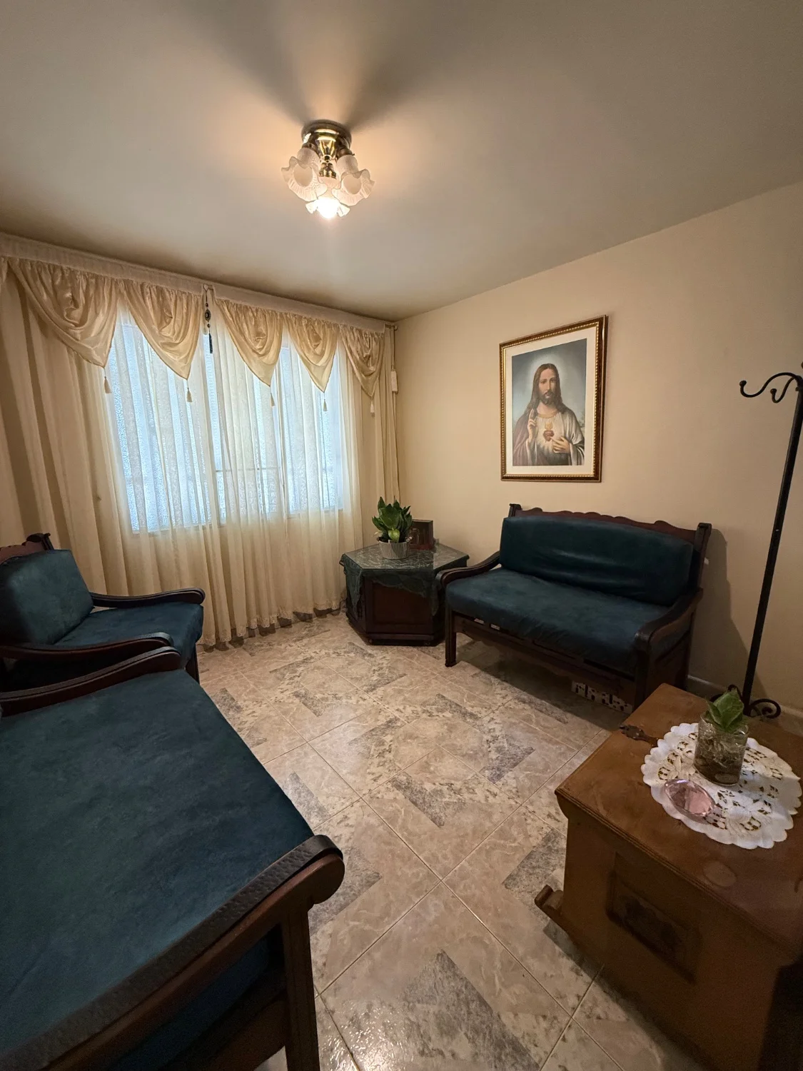 Hermosa casa con excelente metraje