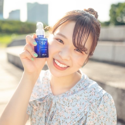 フェアフィールド株式会社 美容液モデル