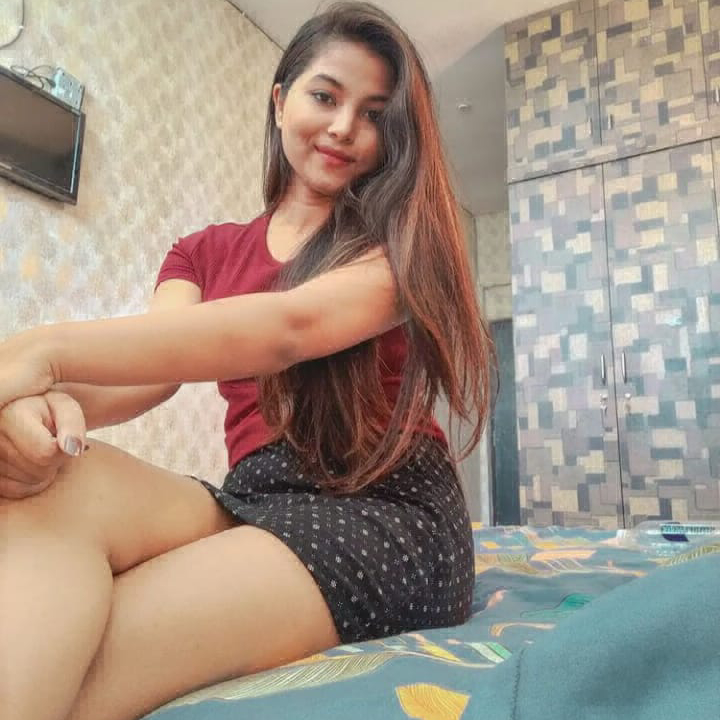 Hiii...My name is Kavya Lamba and I am a 21-year-old independent call girl in Noida. I'm ready for us to have a special time and enjoy my company. Really spectacular sex awaits you, so join me now.