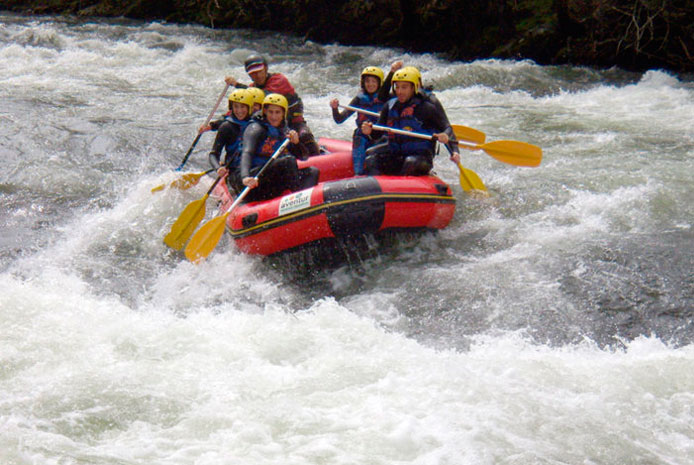 Despedidas de soltero con rafting en Salamanca