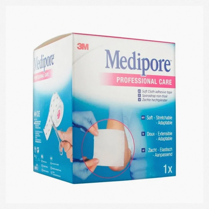 3M Medipore Non-Woven Tape 15cm x 10m, Gentle Adhesive Medical Tape for Sensitive Skin, Breathable and Hypoallergenic