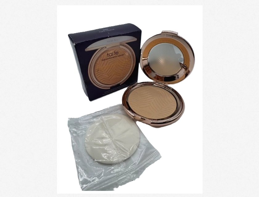 Tarte Amazonian Clay Blurring Powder Foundation, 20N Light Neutral, 0.28 oz