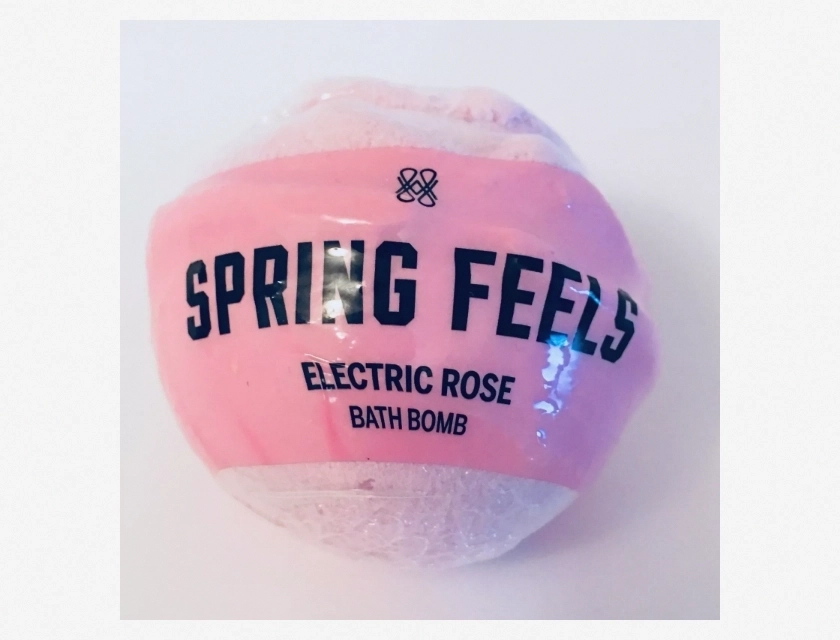 Victoria’s Secret Pink Spring Feels Electric Rose Bath Bombs, 3 Count, 4.6 oz Each
