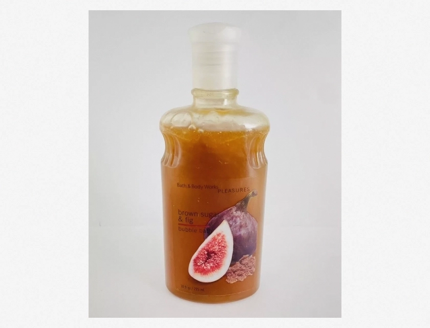 Bath & Body Works Pleasures Brown Sugar & Fig Bubble Bath, 10 oz – Moisturizing and Fragrant Bath Soak for Soft Skin
