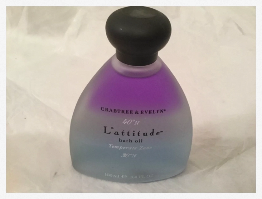Crabtree & Evelyn Perfumed Bath Oil, Latitude Temperate Zone, 3.4 oz – Rare