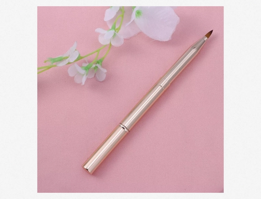 Retractable Lipstick Brush with Lid for Makeup Application, Portable Travel Size