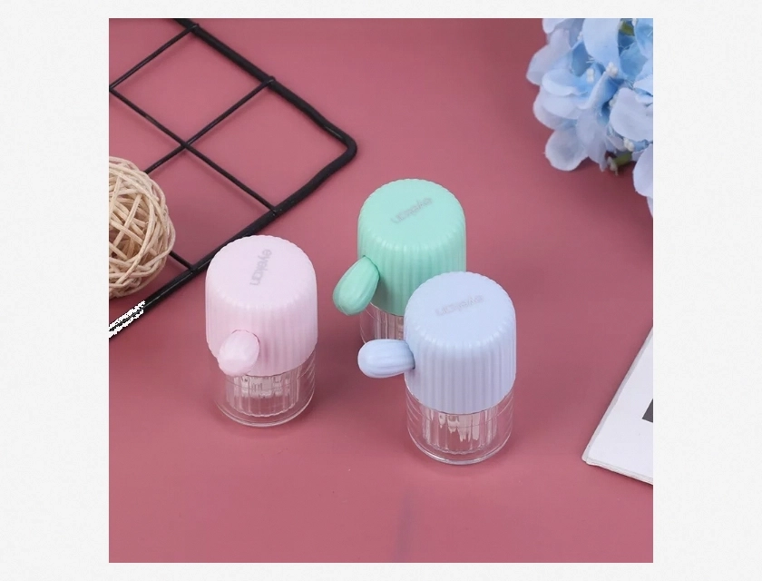 Portable Contact Lens Cleaner Case, Manual Rotating Washer for Lens Hygiene