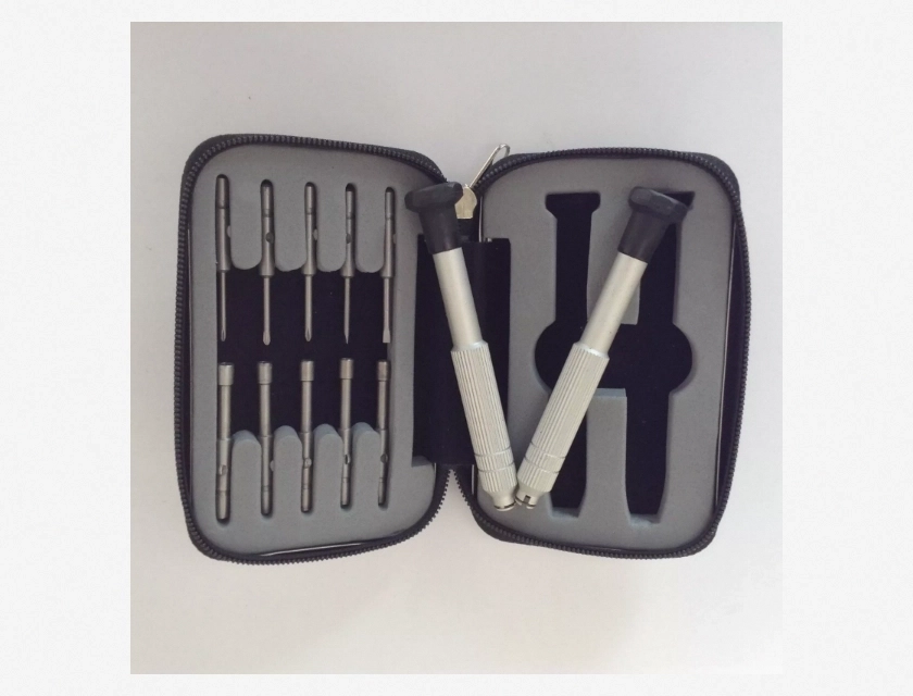 Professional Glasses and Watch Screwdriver Kit, Precision Repair Tool Set for Eyeglasses, Sunglasses, and Watches