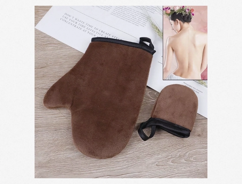 Reusable Body Cleaning Glove and Self Tan Applicator for Smooth Exfoliation and Even Tanning