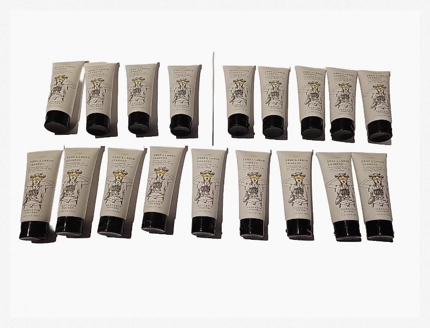 Cascadia Soapery Mini Travel Shampoo Hemp & Lemon 25 ml Pack of 18