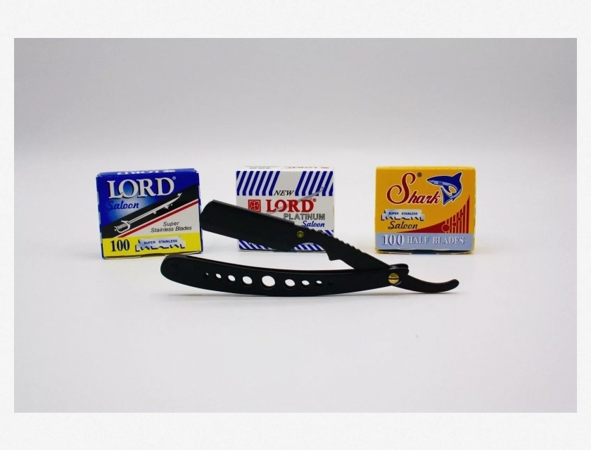 Lord Shark and Lord Platinum Razor Blades Combo Pack 300 Count + Classic Black Metal Razor