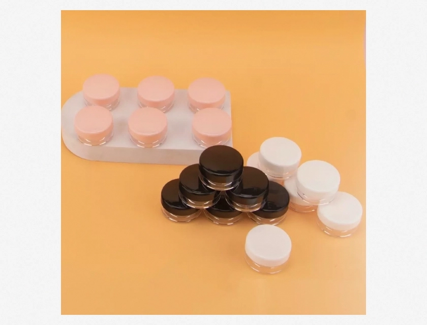 Portable Cosmetic Nail Powder in 10ml Equal Parts Packaging Jar