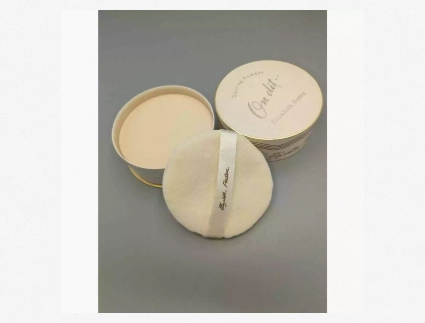 Elizabeth Arden On Dit Dusting Powder Perfumed, 4.25 oz