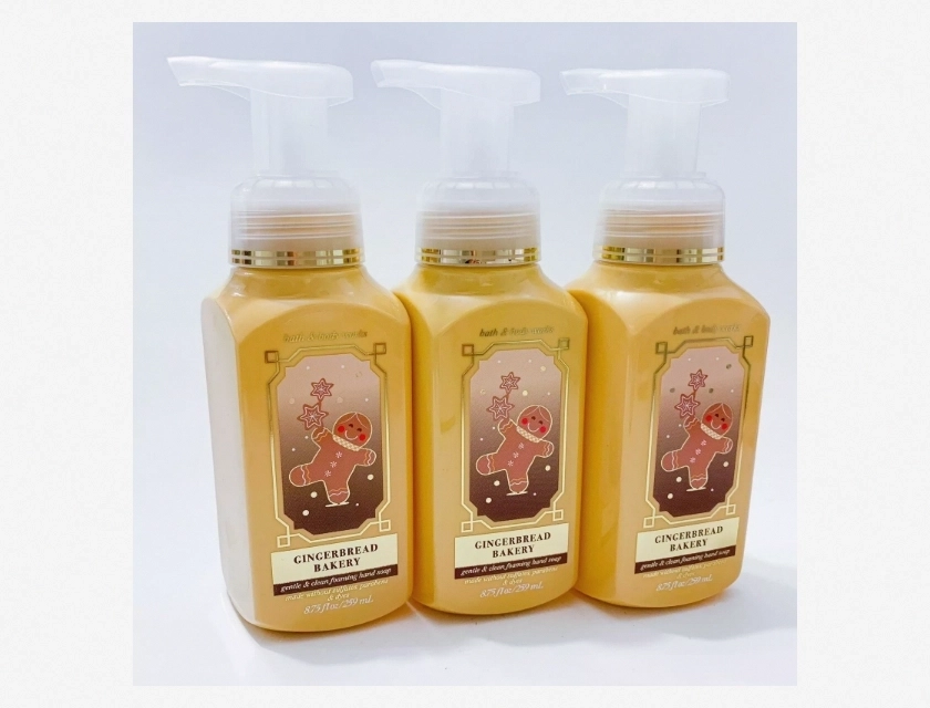 Bath & Body Works Gingerbread Bakery Gentle Foaming Hand Soap, 80.75 fl oz, 3-Pack