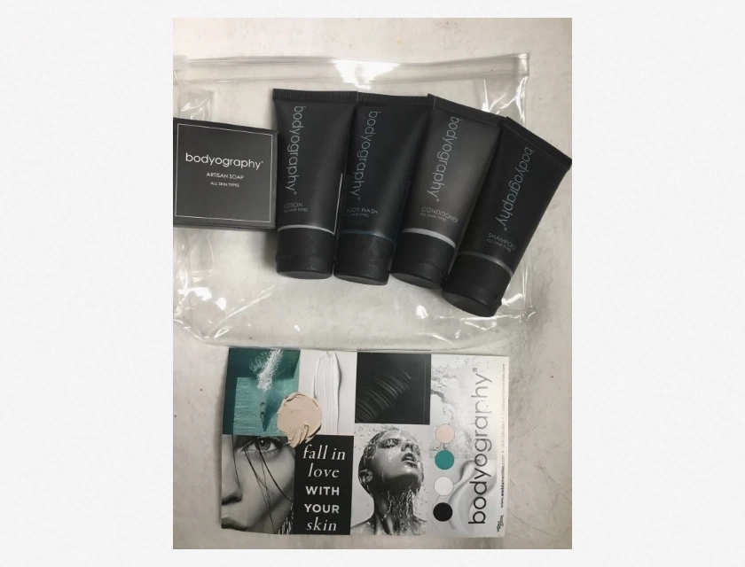 Bodyography Travel Kit 6 Piece Set Soap Shampoo Lotion Body Wash Conditioner Toiletry Bag Gift