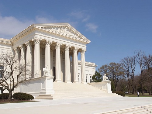 The Bench and the Balance: A Crisis of Trust in America’s Judiciary