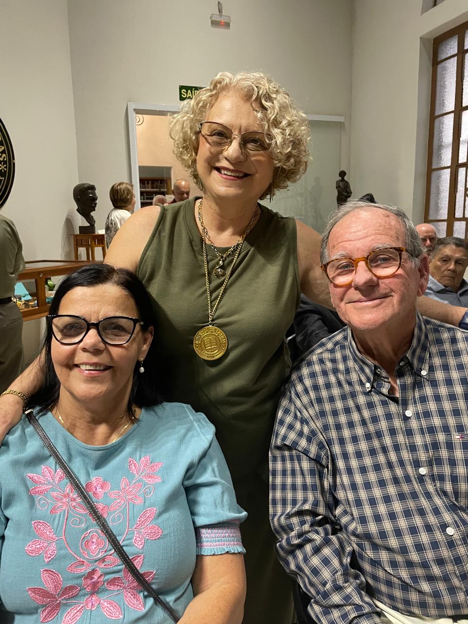 Lançamento do livro de Poemas "Poeminha Desengonçados e outras Delícias"