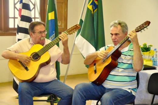 Apresentação: Cem anos do samba