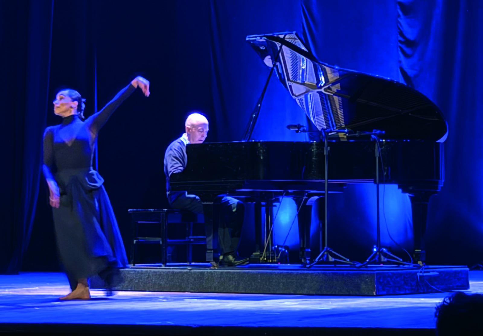 As Histórias do Theatro – Um Palco e suas Memórias