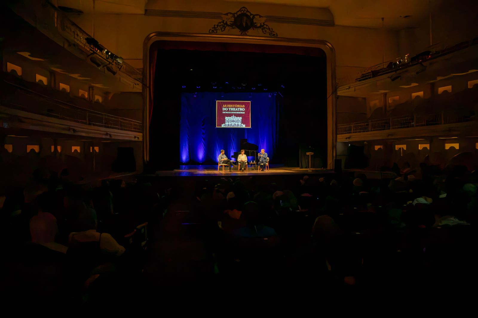 As Histórias do Theatro – Um Palco e suas Memórias
